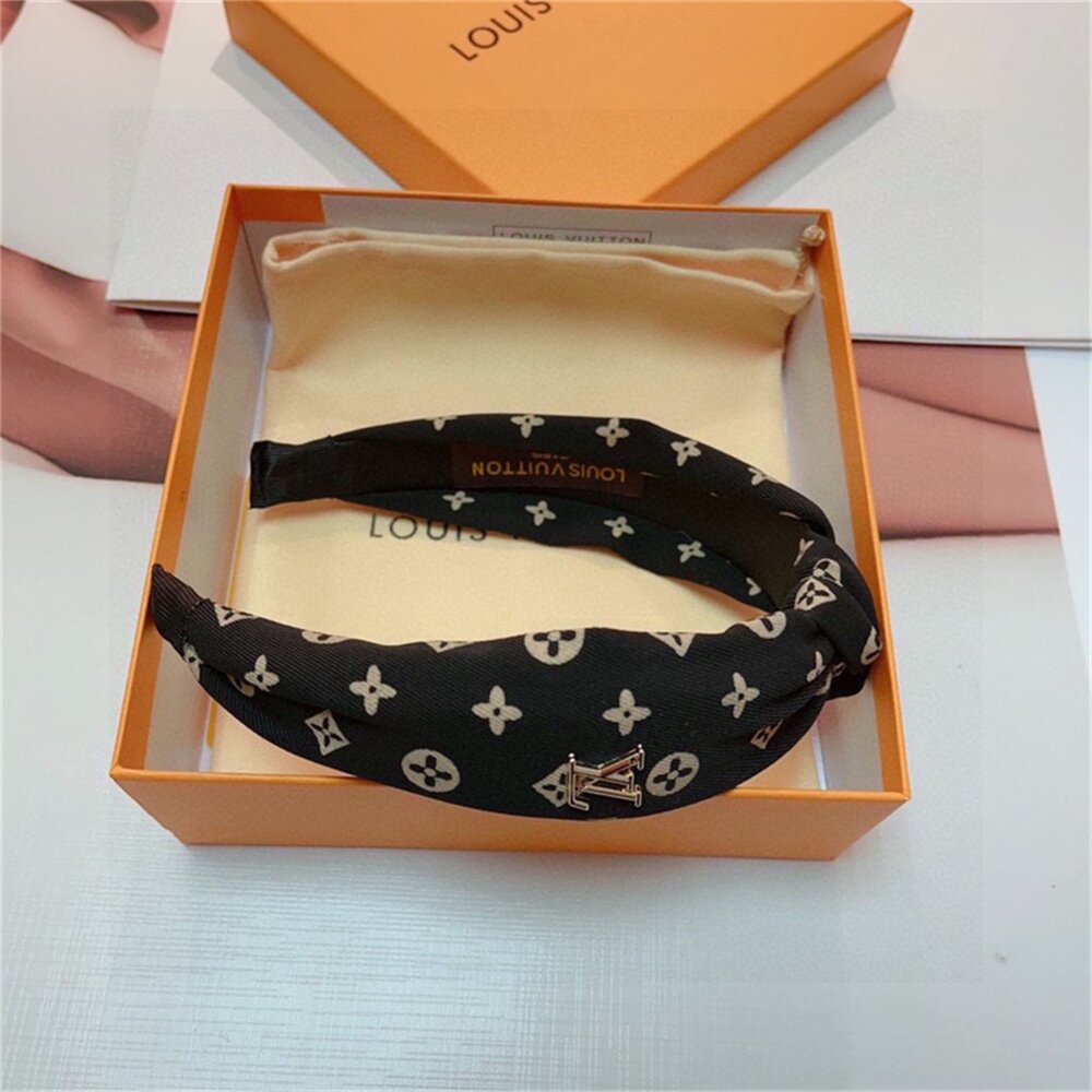 Louis Vuitton fashion headband - Picture 4 of 8